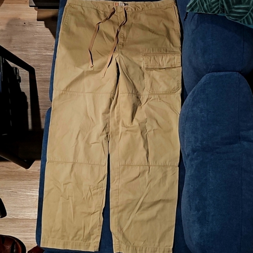 Structure Men's Light Brown Cargo Pants Size M Very Good Condition